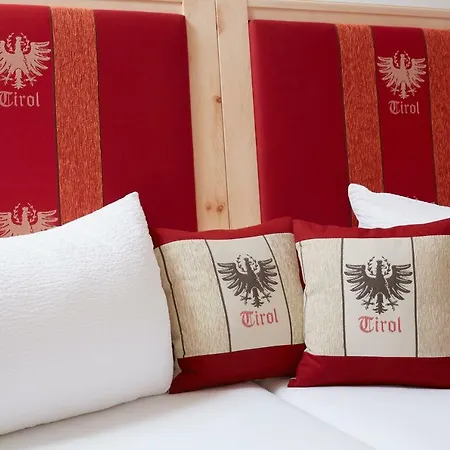 Zangerl شقة اوتز